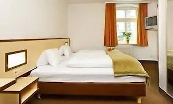 Hotel Goldene Krone Innsbruck 3*,  Ausztria