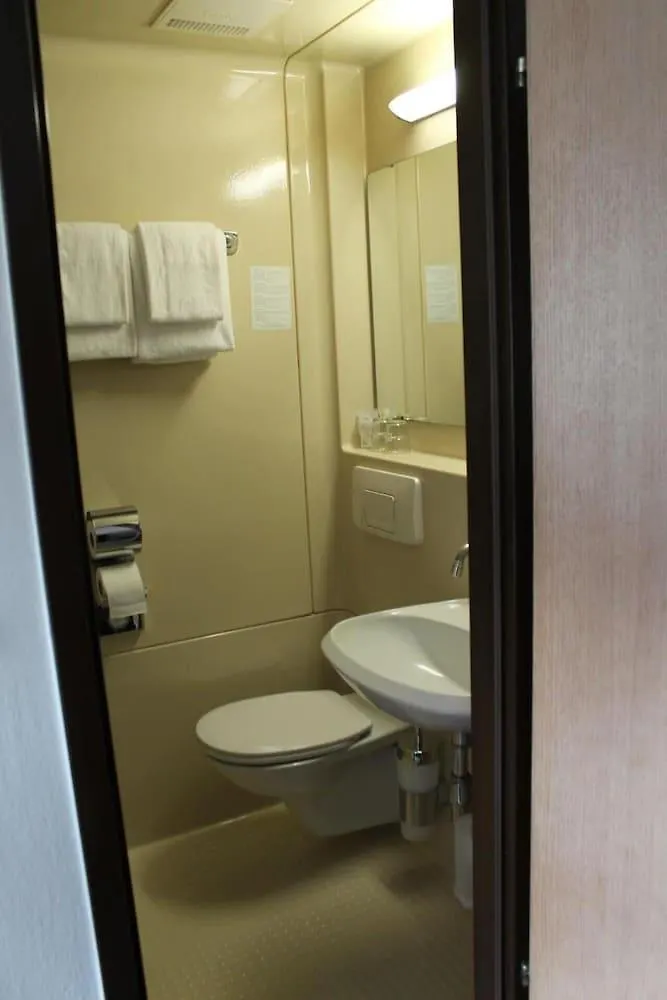 Hotel Goldene Krone Innsbruck 3*,  Ausztria