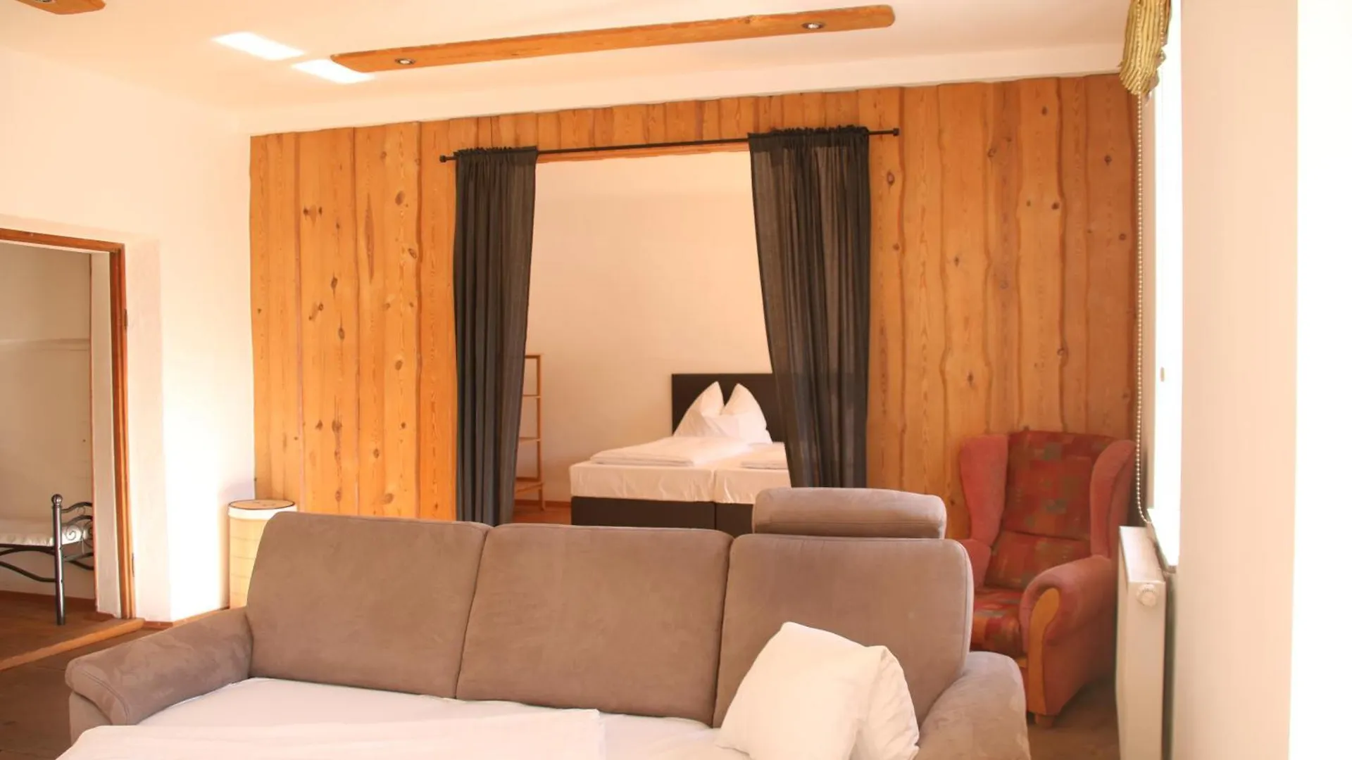 Hotel Goldene Krone Innsbruck 3*,  Ausztria