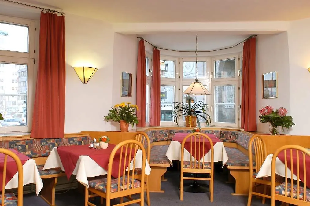 Hotel Goldene Krone Innsbruck 3*,